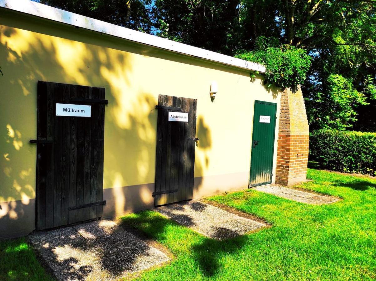 Sandkastenliebe Charmante Ferienwohnung In Villa Dornum Exterior foto